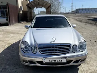Mercedes-Benz E 320