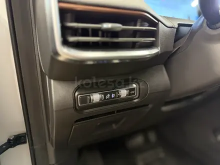 Geely Okavango Premium 2025 года за 12 790 000 тг. в Аксу – фото 27