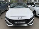 Hyundai Elantra 2023 года за 10 800 000 тг. в Астана – фото 2