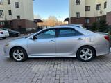 Toyota Camry 2014 года за 8 000 000 тг. в Усть-Каменогорск – фото 2