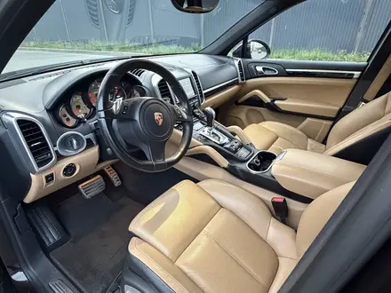 Porsche Cayenne 2013 года за 11 000 000 тг. в Астана – фото 16