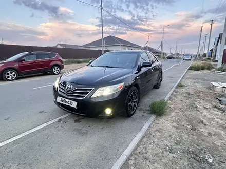 Toyota Camry 2006 года за 5 100 000 тг. в Атырау