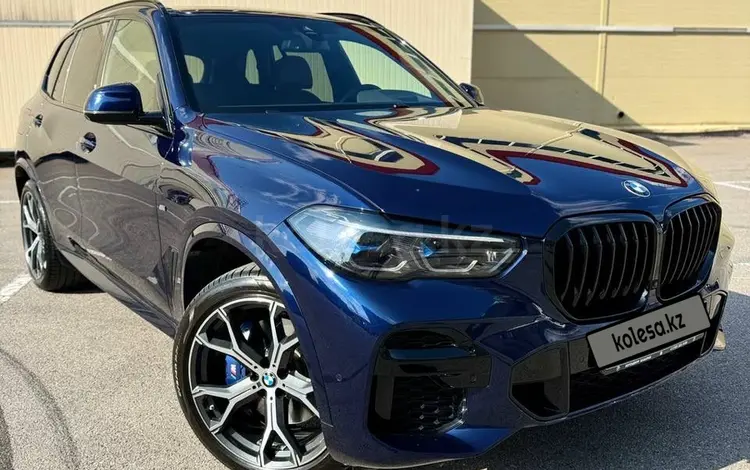 BMW X5 2021 года за 42 000 000 тг. в Алматы