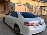 Toyota Camry 2011 года за 7 000 000 тг. в Жанаозен – фото 2