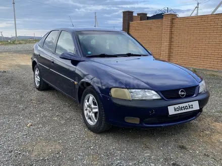 Opel Vectra 1996 года за 450 000 тг. в Актобе – фото 6