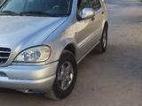 Mercedes-Benz ML 320 2001 годаfor3 850 000 тг. в Актау