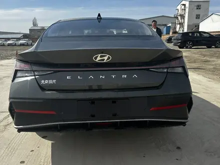 Hyundai Elantra 2024 года за 10 200 000 тг. в Актобе – фото 4