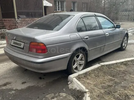 BMW 525 2001 года за 2 800 000 тг. в Караганда – фото 3