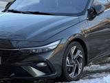 Hyundai Elantra 2023 года за 8 350 000 тг. в Шымкент – фото 3