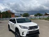 Toyota Highlander 2016 года за 12 000 000 тг. в Актобе – фото 2