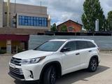Toyota Highlander 2016 года за 12 000 000 тг. в Актобе – фото 3