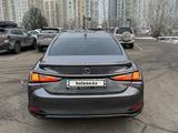 Lexus ES 250 2019 года за 21 000 000 тг. в Алматы – фото 3