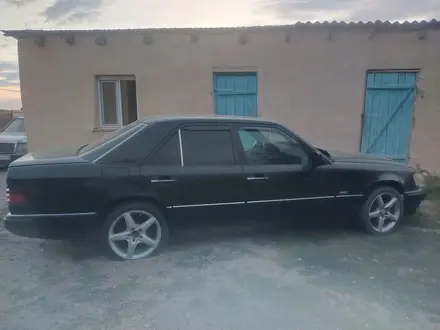 Mercedes-Benz E 280 1994 года за 2 800 000 тг. в Тараз – фото 9