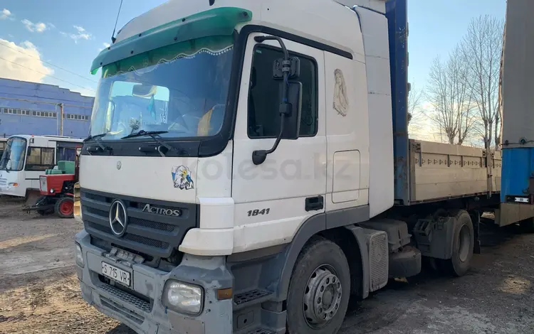 Mercedes-Benz  Actros 2003 года за 12 500 000 тг. в Павлодар