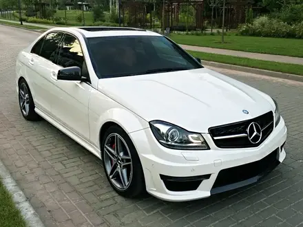 Мерседес W204 Стекло Фар/Mercedes Benz W204 за 15 000 тг. в Астана – фото 2