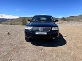 Volkswagen Touareg 2003 года за 4 500 000 тг. в Павлодар – фото 2