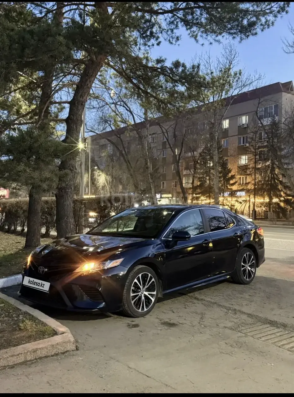 Toyota Camry, 2020