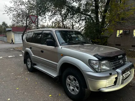 Toyota Land Cruiser Prado 2001 года за 7 900 000 тг. в Алматы – фото 5