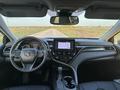 Toyota Camry 2023 годаүшін14 440 000 тг. в Актобе – фото 11