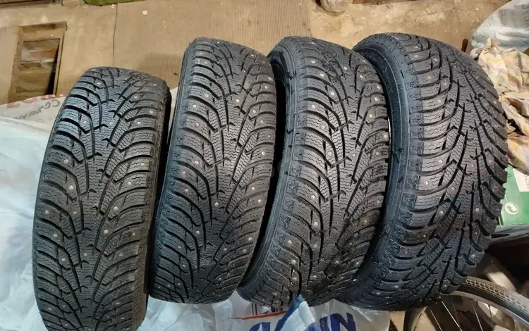 Шины Maxxis 195/65/15 шипованные, новые. за 118 000 тг. в Усть-Каменогорск