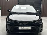 Toyota Corolla 2022 года за 9 990 000 тг. в Актобе – фото 2