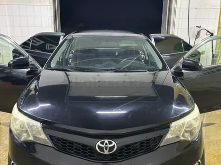 Toyota Camry 2013 года за 8 800 000 тг. в Актау – фото 2