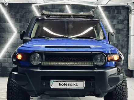 Toyota FJ Cruiser 2007 года за 11 500 000 тг. в Алматы