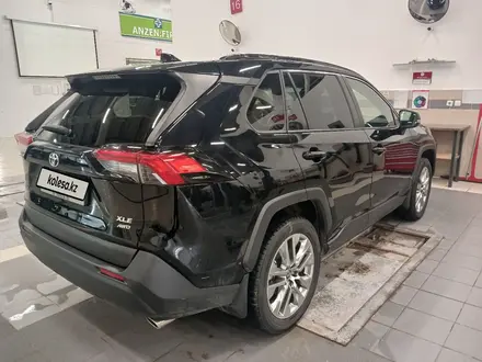 Toyota RAV4 2020 года за 18 500 000 тг. в Астана – фото 6