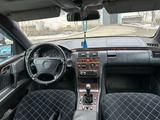 Mercedes-Benz E 200 1999 годаүшін2 400 000 тг. в Актобе – фото 5