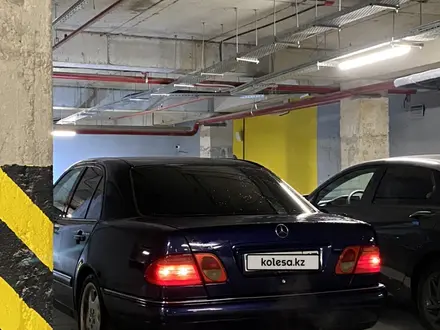 Mercedes-Benz E 280 1997 года за 4 000 000 тг. в Алматы – фото 2