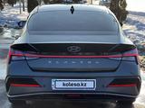 Hyundai Elantra 2023 годаүшін8 928 743 тг. в Алматы – фото 4