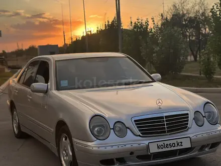Mercedes-Benz E 320 1999 года за 2 700 000 тг. в Алматы – фото 3