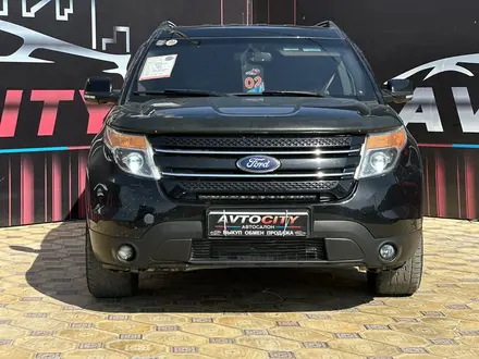 Ford Explorer 2013 года за 9 650 000 тг. в Атырау – фото 2