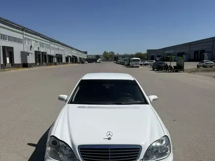 Mercedes-Benz S 320 2000 года за 3 700 000 тг. в Алматы
