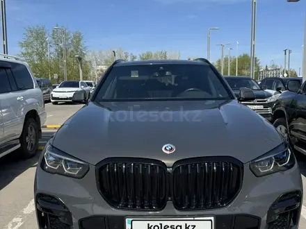 BMW X5 2023 года за 45 522 000 тг. в Астана – фото 3