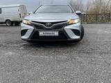 Toyota Camry 2018 года за 13 500 000 тг. в Шымкент – фото 4