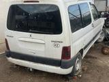 Peugeot Partner 2006 годаүшін1 000 000 тг. в Уральск