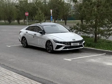 Hyundai Elantra 2024 года за 8 500 000 тг. в Шымкент