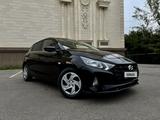 Hyundai i20 2023 года за 7 250 000 тг. в Алматы – фото 2