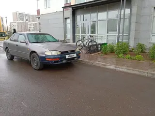 Toyota Camry, 1991