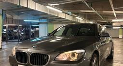 BMW 750 2010 года за 10 450 000 тг. в Алматы – фото 2