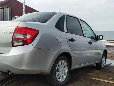 ВАЗ (Lada) Granta 2190 2015 годаүшін3 100 000 тг. в Уральск – фото 5