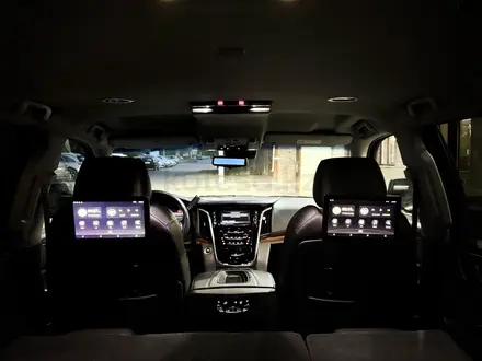С и Без водителя Cadillac Escalade! Прокат авто Астана автопрокат в Астана – фото 4
