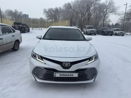 Toyota Camry 2018 года за 12 700 000 тг. в Караганда – фото 10