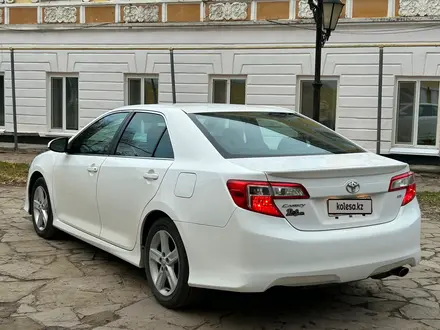 Toyota Camry 2012 года за 5 500 000 тг. в Уральск – фото 19