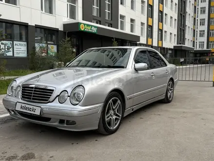 Mercedes-Benz E 280 2002 года за 4 450 000 тг. в Астана – фото 2