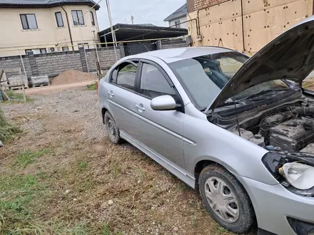 Hyundai Verna 2010 года за 2 000 000 тг. в Алматы – фото 11