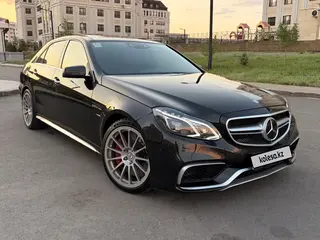 Mercedes-Benz E 63 AMG