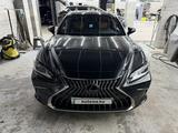 Lexus ES 250 2022 года за 23 000 000 тг. в Астана – фото 3