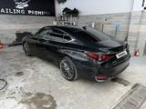 Lexus ES 250 2022 года за 23 000 000 тг. в Астана – фото 5